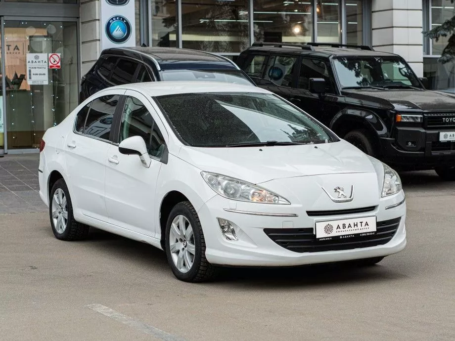 Peugeot 408 2012