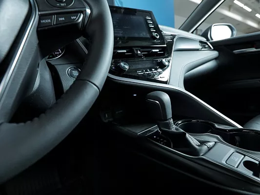 Toyota camry 2021 blue classic