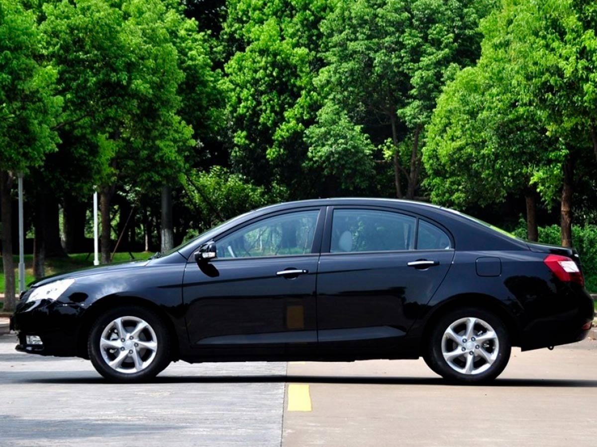 Emgrand EC7 Седан