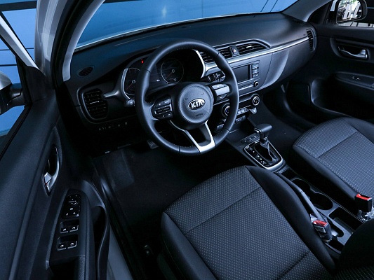 Kia Rio  Luxe 1.6 AT 123 л.c. авт. бензин