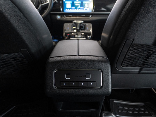 Dongfeng DFSK ix7 Premium 2.0 AT White